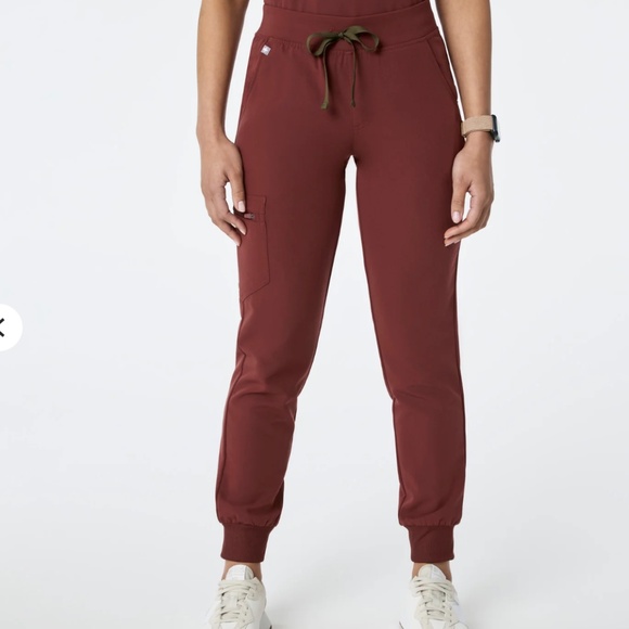 Figs Pants - Walnut Zamora - Petite Jogger Scrub Pant